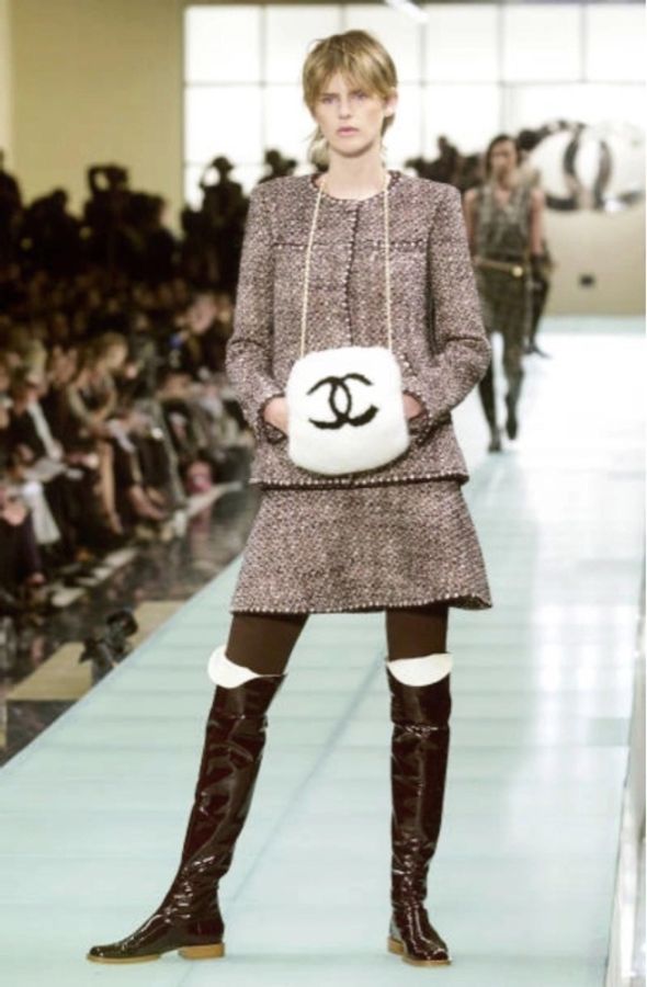 Chanel 01年棕色粗花呢金扣上衣外套-5