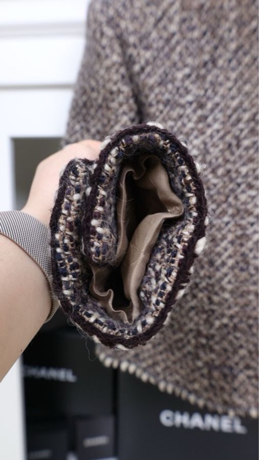 Chanel 01年棕色粗花呢金扣上衣外套-8