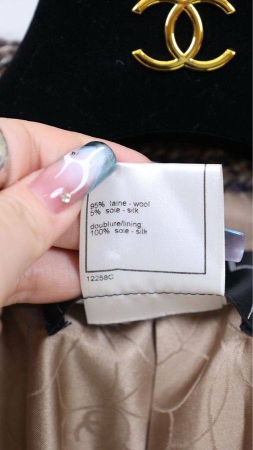 Chanel 01年棕色粗花呢金扣上衣外套-17