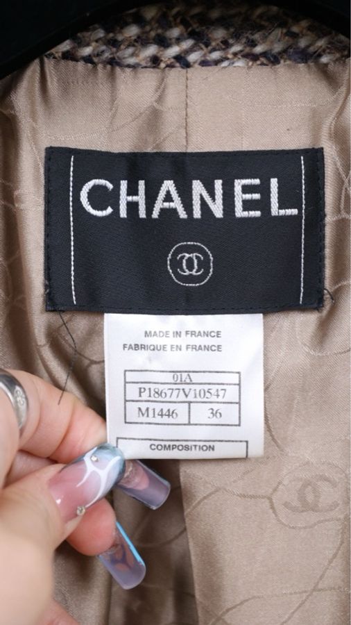 Chanel 01年棕色粗花呢金扣上衣外套-19