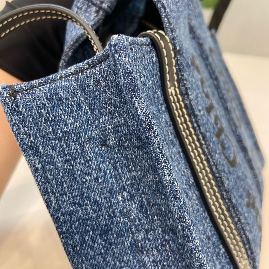 全新閒置🩵🐬#Chloe #Woody牛仔丹寧小號 #塵袋購證-19