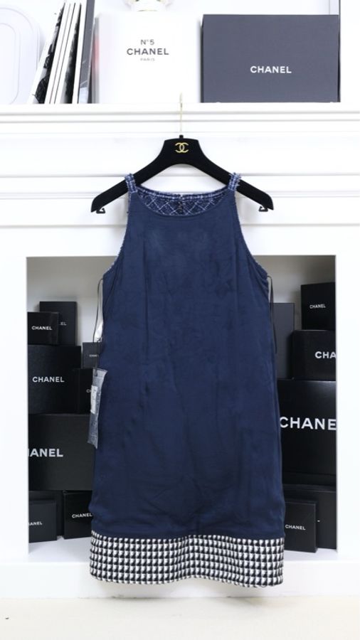 Chanel 13年春夏秀款蓝色粗花呢两口袋连衣裙-4