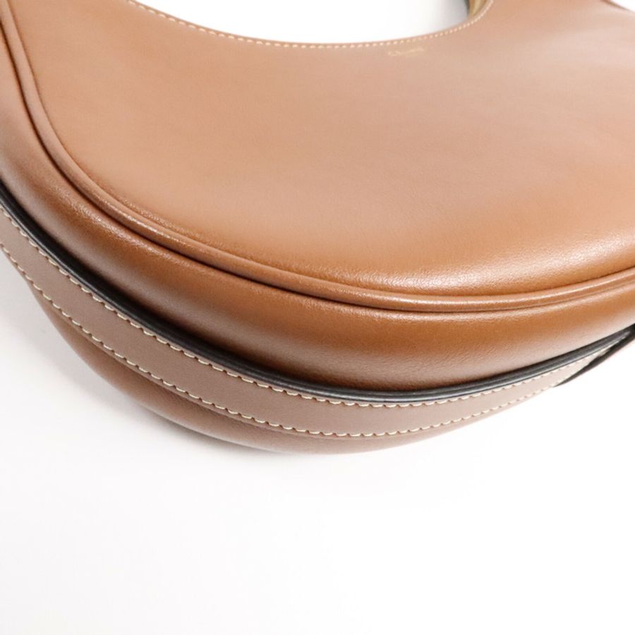 CELINE 牛皮皮革Triomphe Ava Medium肩背袋-12