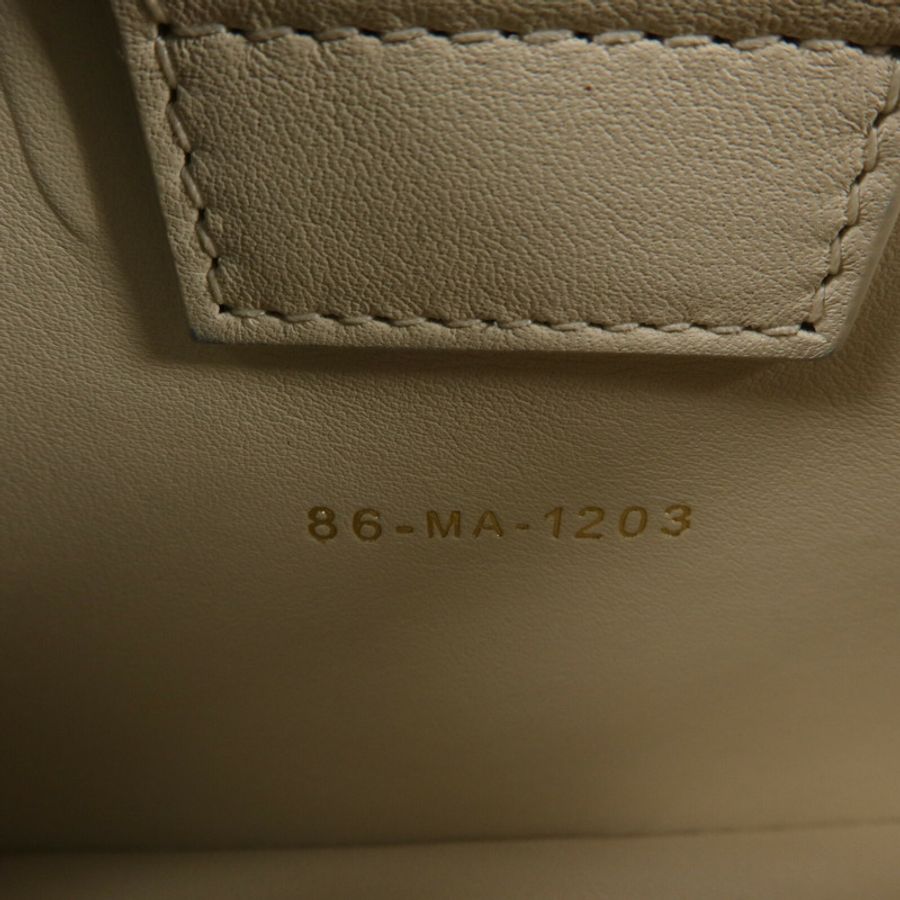 Dior 牛皮皮革Montaigne 30 Small肩背袋-6