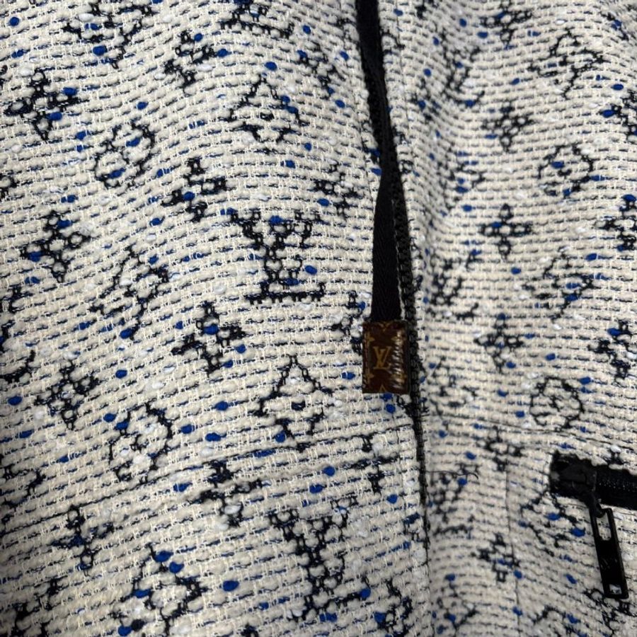 34號 ::LOIUS VUITTON:: LV 藍白 Monogram 緹花連帽拉鍊外套 抽繩下擺-11