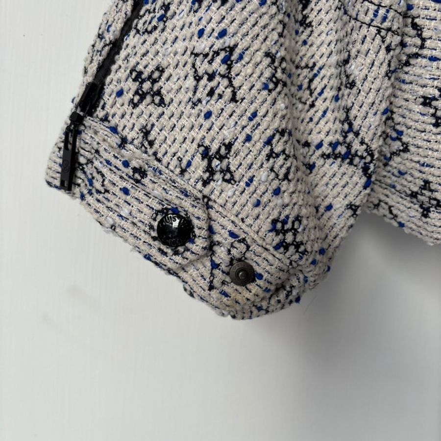 34號 ::LOIUS VUITTON:: LV 藍白 Monogram 緹花連帽拉鍊外套 抽繩下擺-13