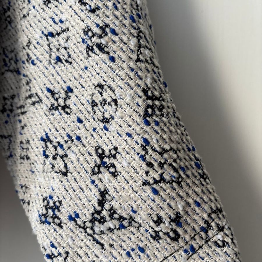 34號 ::LOIUS VUITTON:: LV 藍白 Monogram 緹花連帽拉鍊外套 抽繩下擺-17