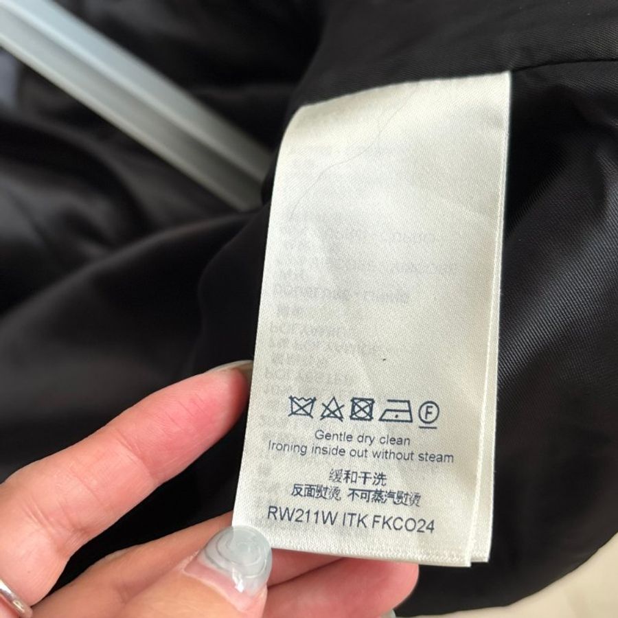 34號 ::LOIUS VUITTON:: LV 藍白 Monogram 緹花連帽拉鍊外套 抽繩下擺-35