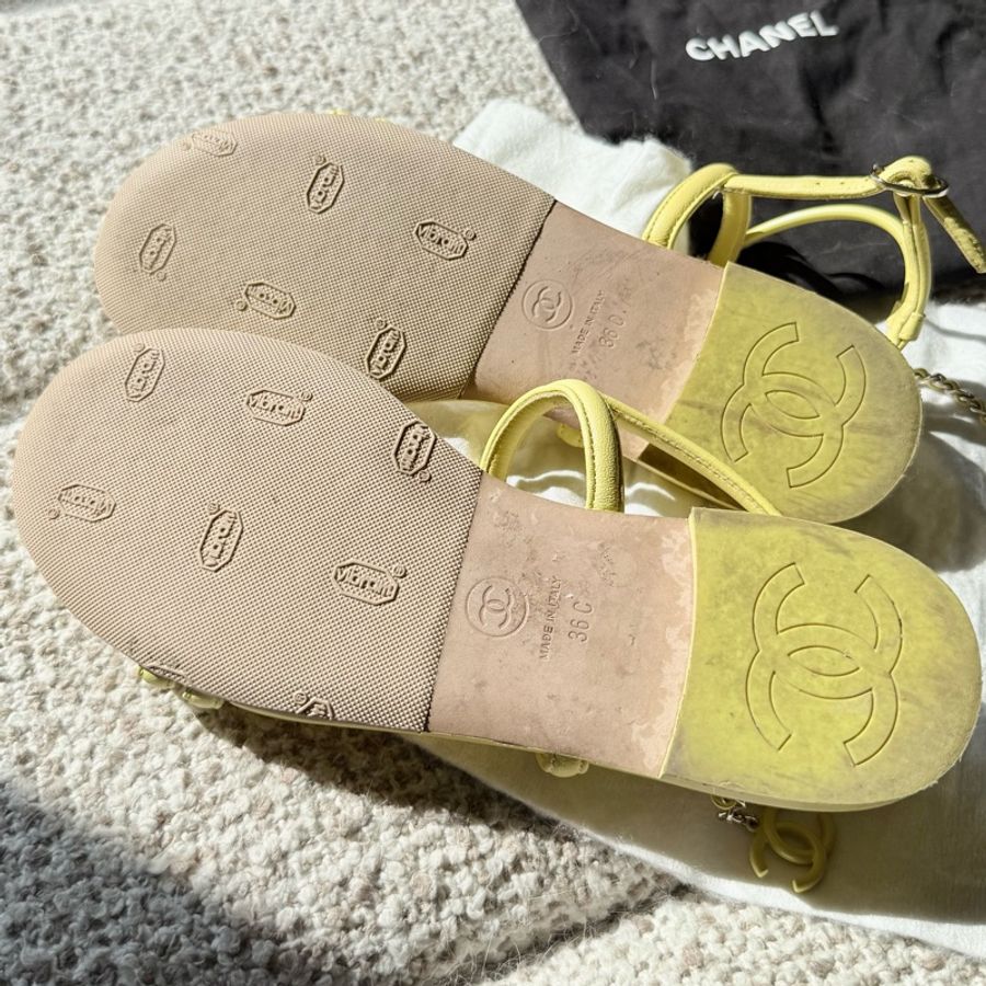 Chanel 小鴨黃色真皮涼鞋 36C碼 23.5公分-5