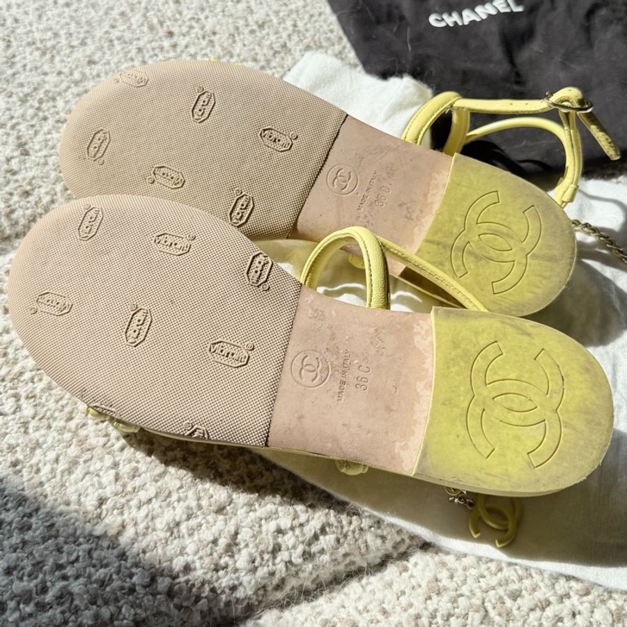 Chanel 小鴨黃色真皮涼鞋 36C碼 23.5公分-6