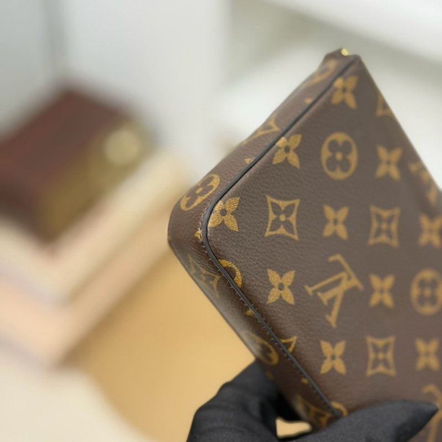 🏷LV 路易威登.Félicie Pochette 三合一 woc M81896-6