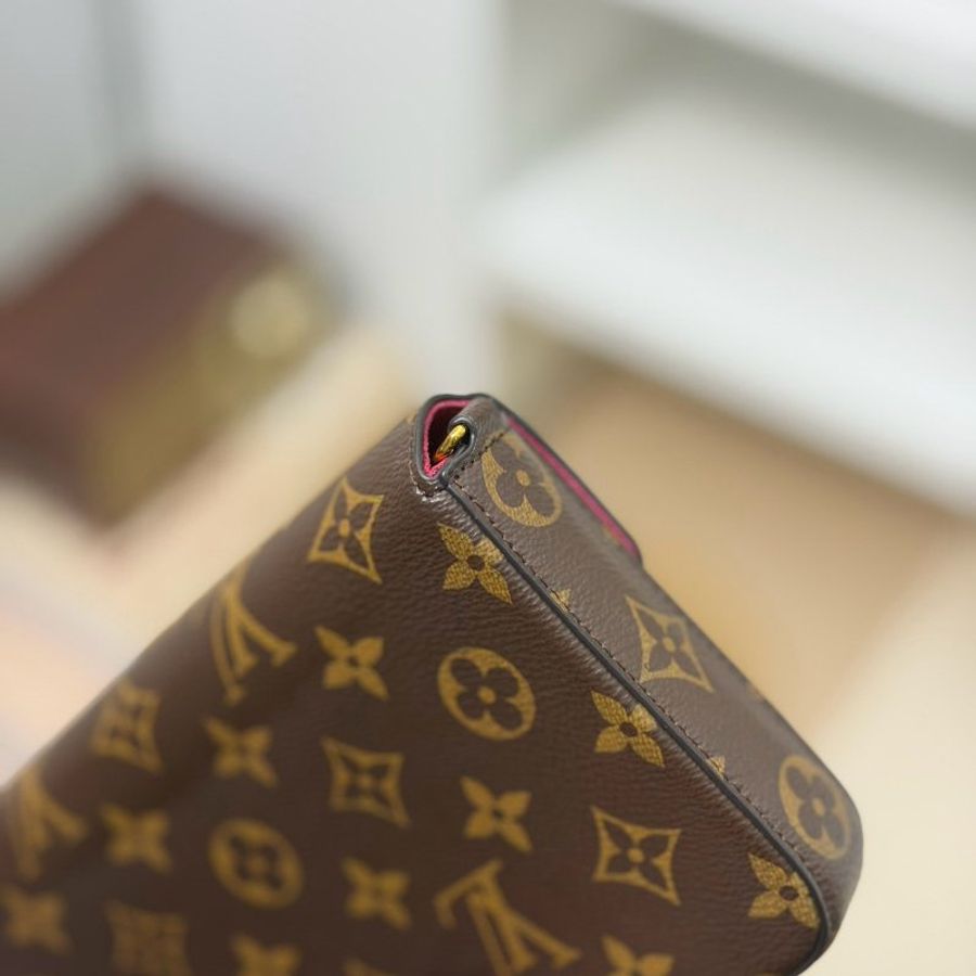 🏷LV 路易威登.Félicie Pochette 三合一 woc M81896-11