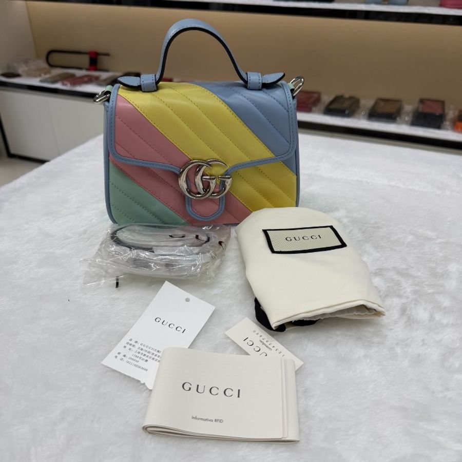 閒置新 Gucci古馳馬卡龍色GG Marmont 低飽和彩色郵差包-0