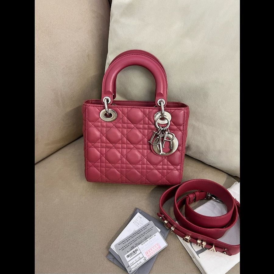 DIOR迪奧 Lady Dior My ABCDior淺金色飾面金屬吊飾 四格戴妃小羊皮-2