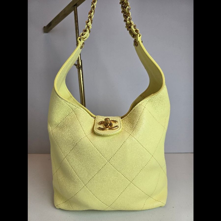 Chanel hobo 檸檬黃半月包-0