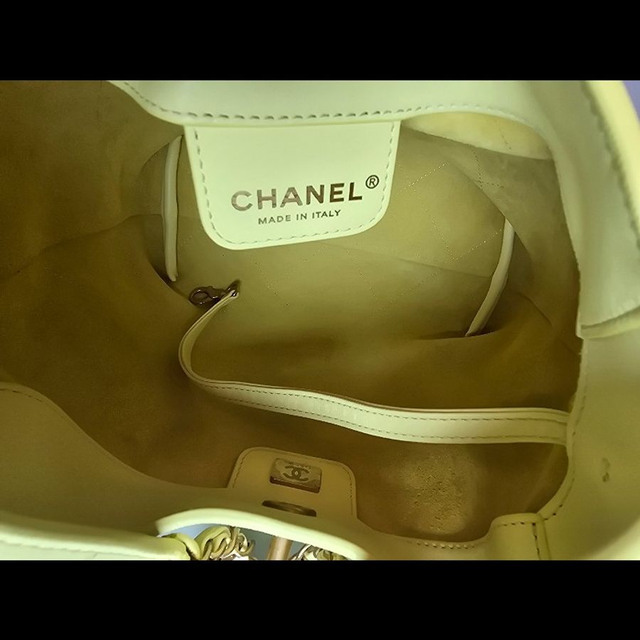 Chanel hobo 檸檬黃半月包-9
