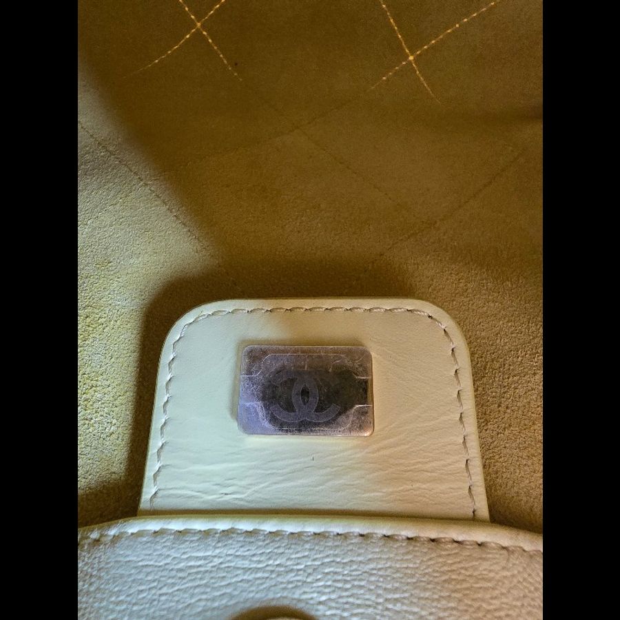 Chanel hobo 檸檬黃半月包-13