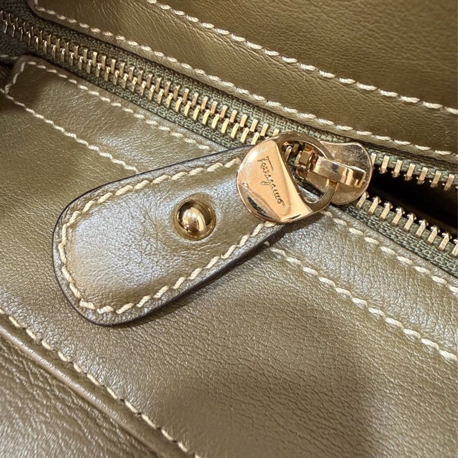Ferragamo 防潑水帆布橄欖綠牛皮手提斜背包 肩背包 側背包 醫生包 兩用包-38