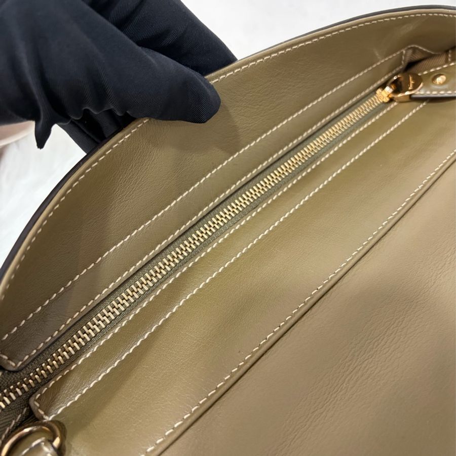 Ferragamo 防潑水帆布橄欖綠牛皮手提斜背包 肩背包 側背包 醫生包 兩用包-39