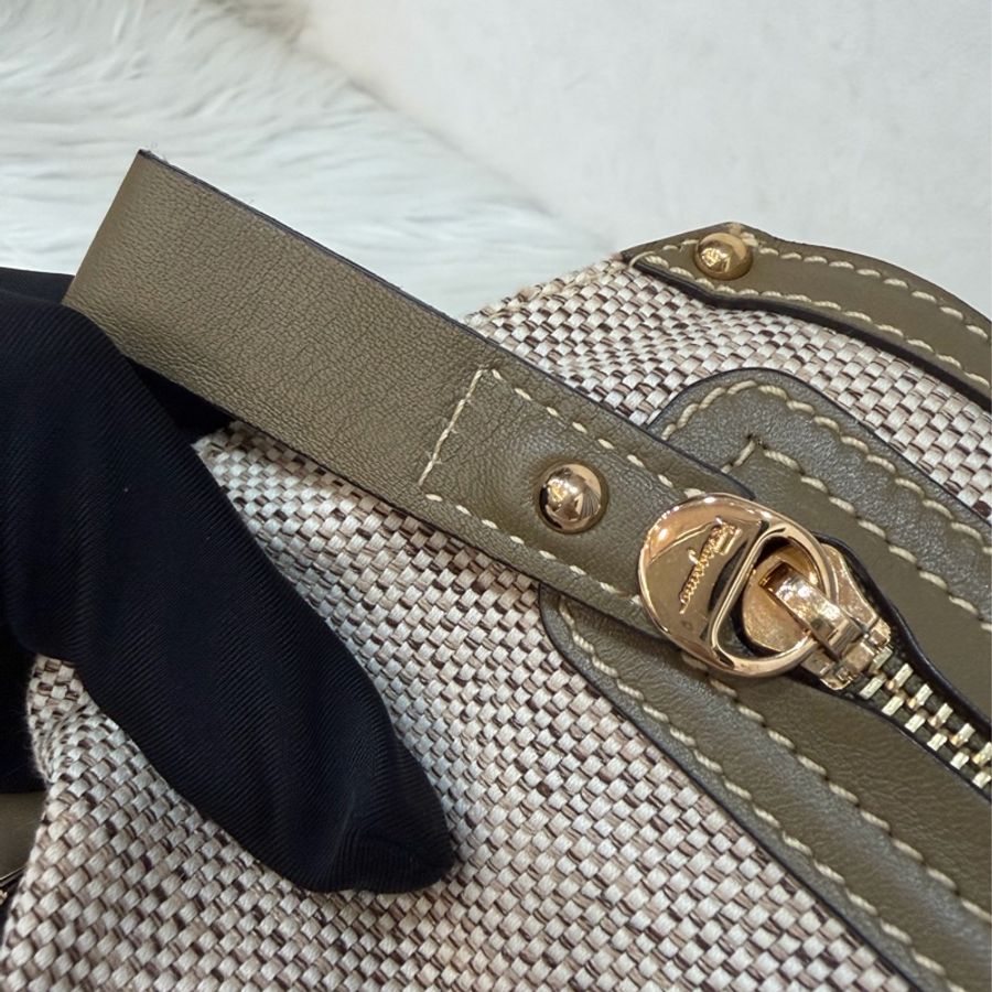 Ferragamo 防潑水帆布橄欖綠牛皮手提斜背包 肩背包 側背包 醫生包 兩用包-47