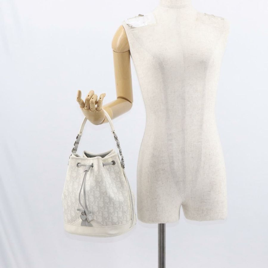 【日本直送】Christian Dior Trotter Romantic Chain Shoulder Bag PVC White Silver Auth 151343V-21