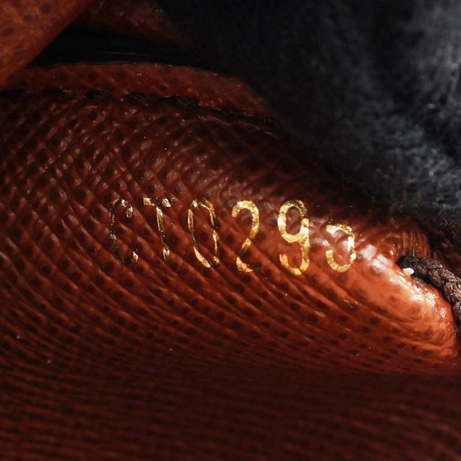 Key Pouch M 鑰匙圈 小包 零錢包 棕色 原花帆布【LOUIS VUITTON LV 路易威登】 M13560-5