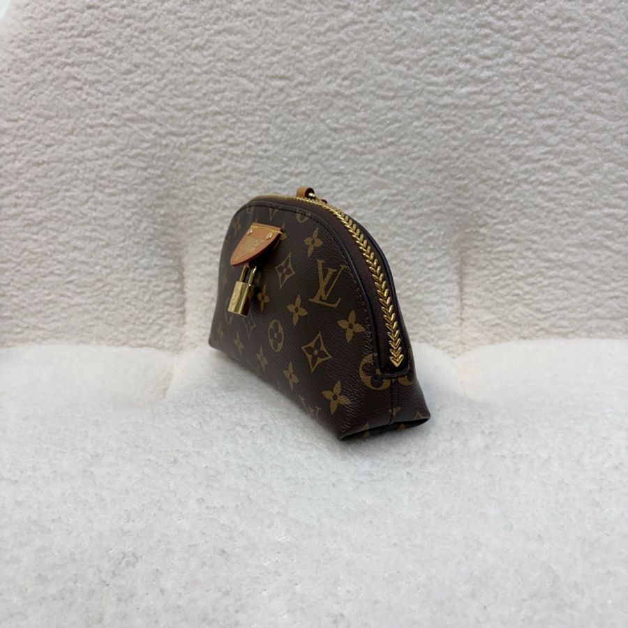LV 原花鎖頭金葉造型拉鍊手拿包 M44943-2