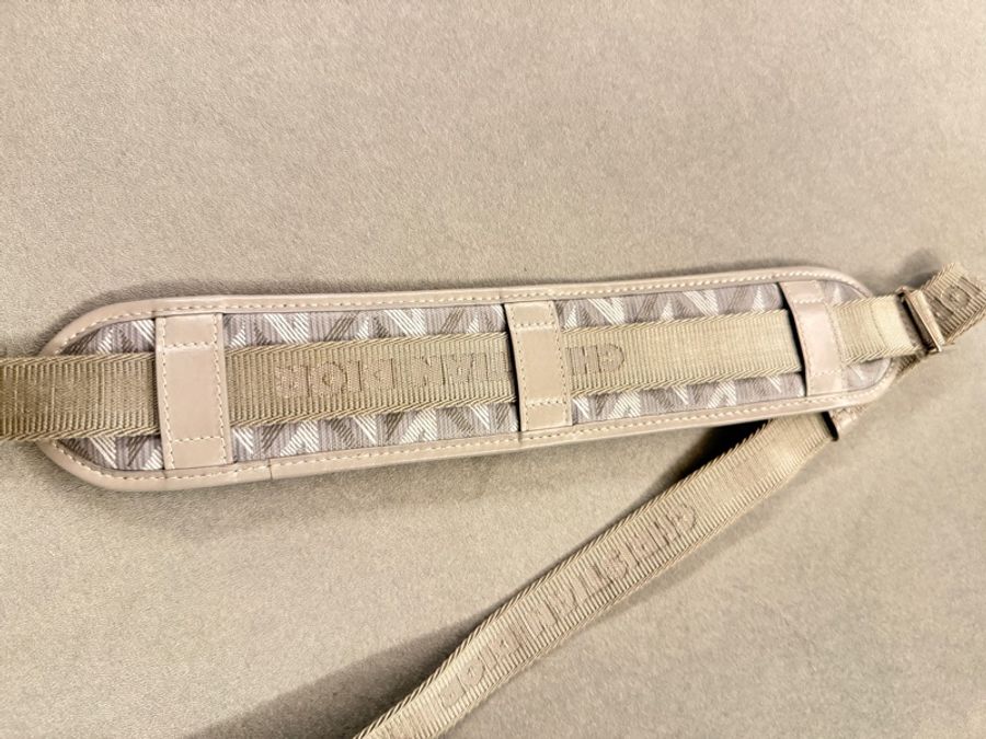 DIOR Hit the Road Gravity 緹花圖騰郵差包-21