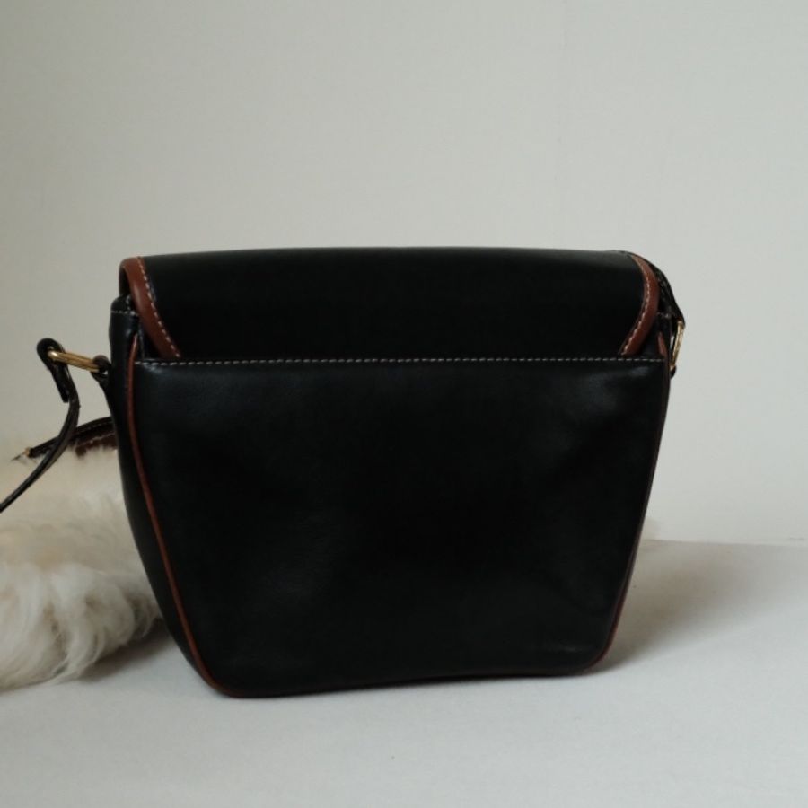 CELINE Vintage 1980s 經典凱旋門金餅 沉靜黑x焦糖棕撞色馬鞍斜背包-2