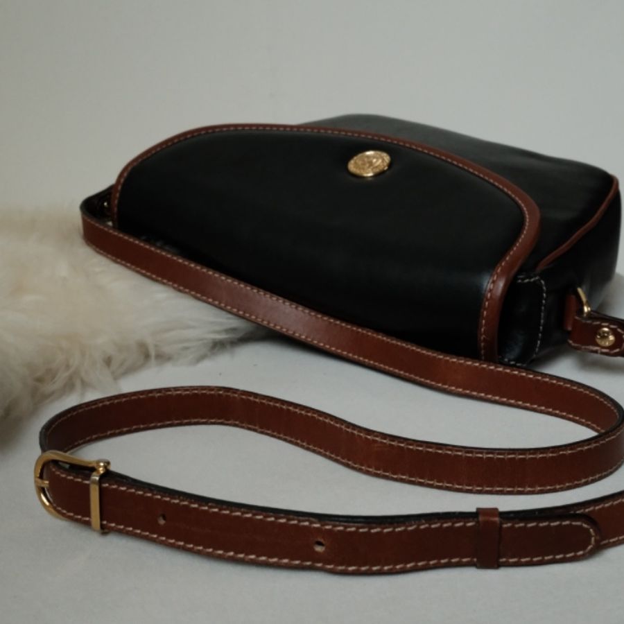 CELINE Vintage 1980s 經典凱旋門金餅 沉靜黑x焦糖棕撞色馬鞍斜背包-5
