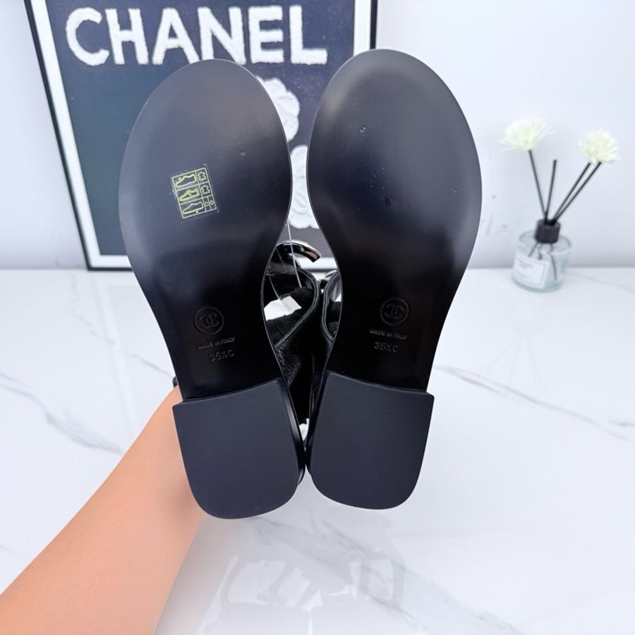 未使用 Chanel 香奈兒 黑色雙C寶石夾趾涼鞋 35.5碼-7