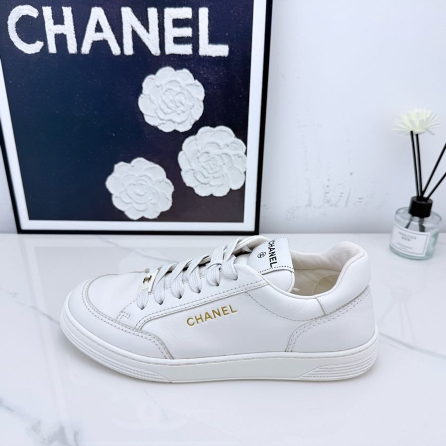 chanel香奈兒 純白金標板鞋 37碼-5
