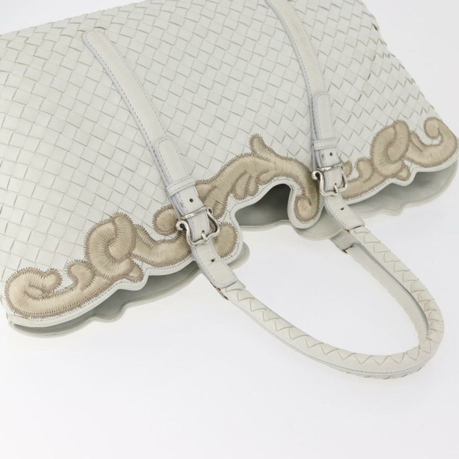 【日本直送】BOTTEGA VENETA INTRECCIATO 手袋皮革白色正品 am11708A-5