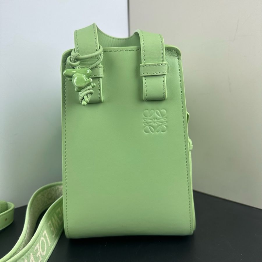 羅意威/Loewe Hammock Compact 吊床包手提包斜挎包 萊姆綠-1