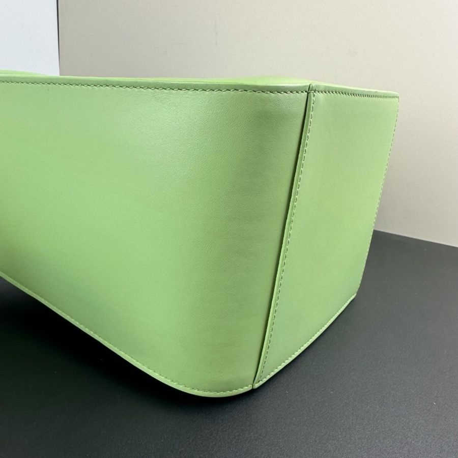 羅意威/Loewe Hammock Compact 吊床包手提包斜挎包 萊姆綠-6