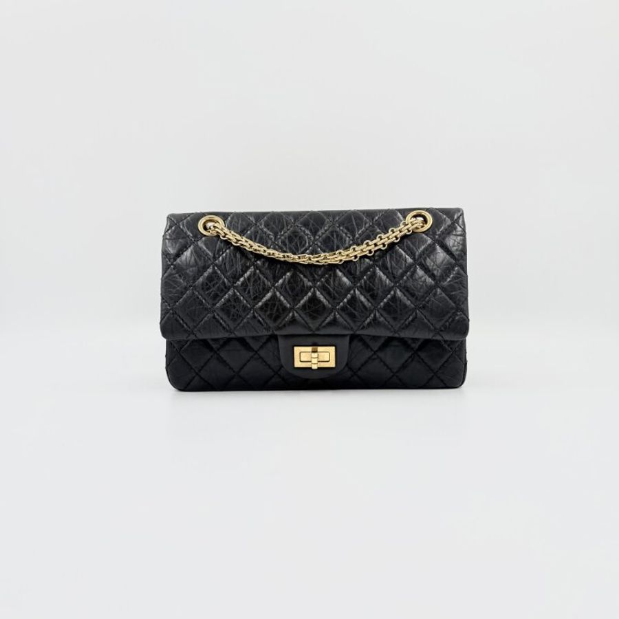 CHANEL - 黑色金釦牛皮2.55 24cm肩側背包-1