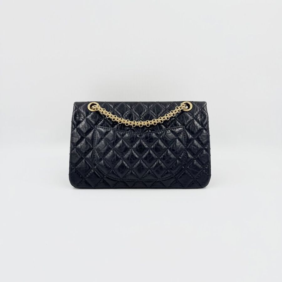 CHANEL - 黑色金釦牛皮2.55 24cm肩側背包-2