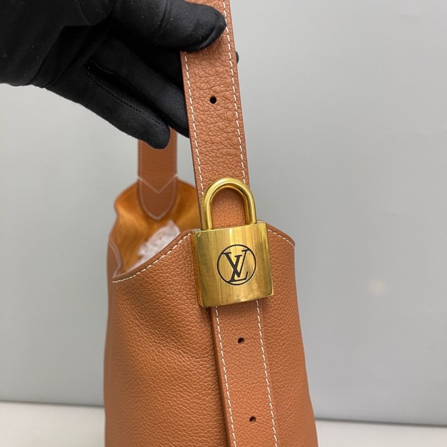 99新🤎✨#LV #LowKey中號全皮hobo #焦糖色新款 #晶片款 #塵袋盒子-11