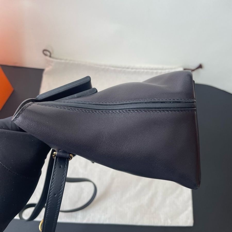 【震撼撿漏價👍🏻全網最低價💫】Hermes/愛馬仕 2424 mini 黑金 近期流行大熱款-3