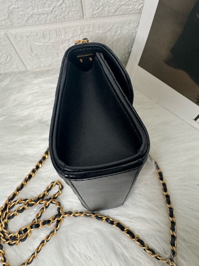 Chanel香奈兒黑金 鏤空琺瑯手柄 Kelly-13