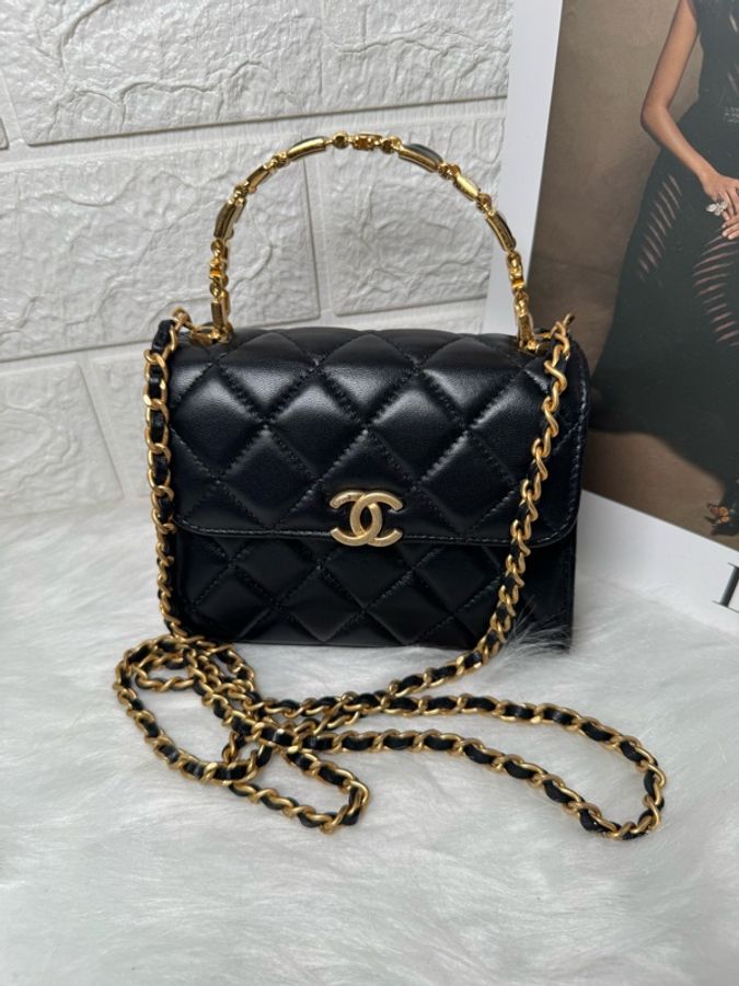 Chanel香奈兒黑金 鏤空琺瑯手柄 Kelly-21