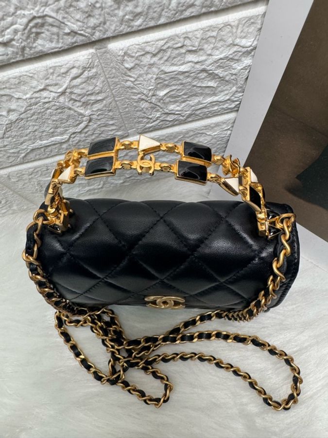 Chanel香奈兒黑金 鏤空琺瑯手柄 Kelly-24