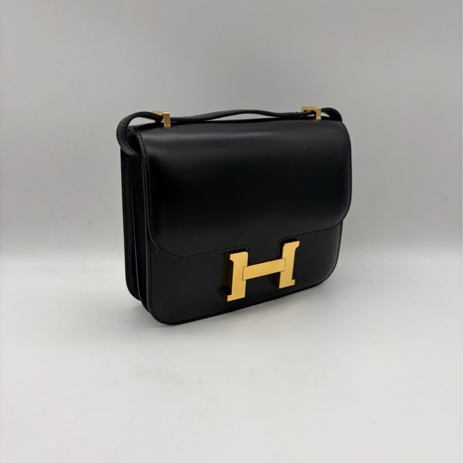 【震撼撿漏價👍🏻全網最低價💫】Hermes/愛馬仕 Constance 康斯坦斯 康康19 黑金經典款-1