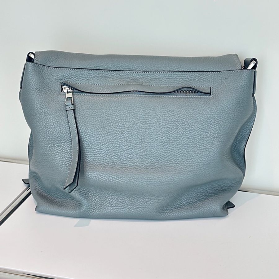Loewe羅意威 Messenger 大號灰色荔枝紋牛皮銀扣郵差包 斜挎包 -1