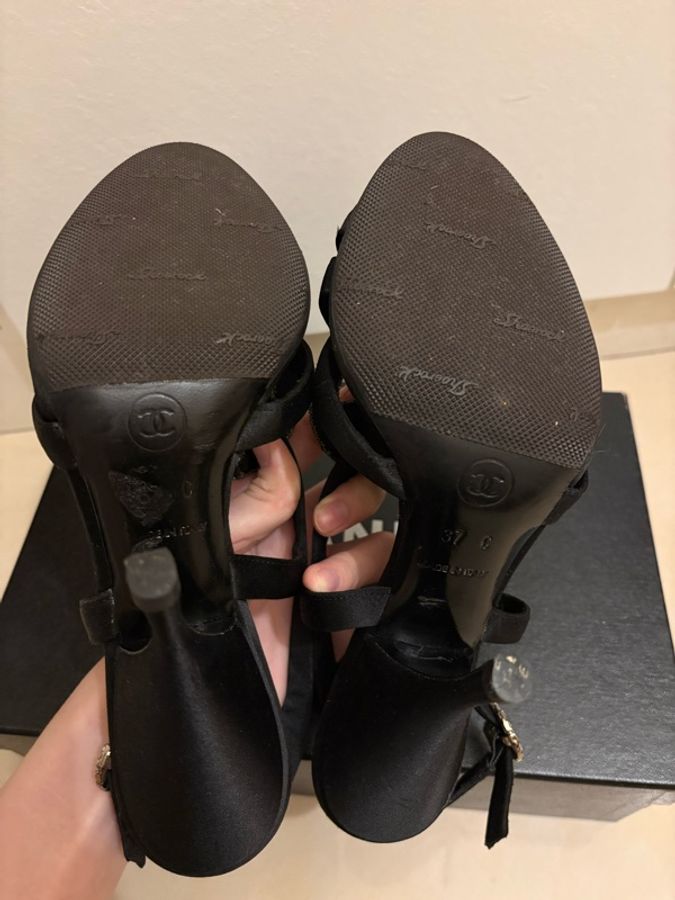 Chanel香奈兒黑色高跟涼鞋37-6