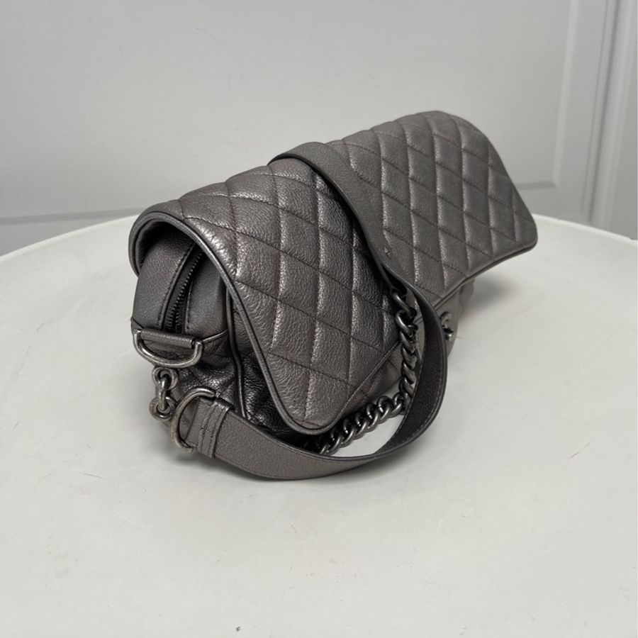 Chanel • 經典太空銀荔枝牛皮朋克鏈條Cf-7