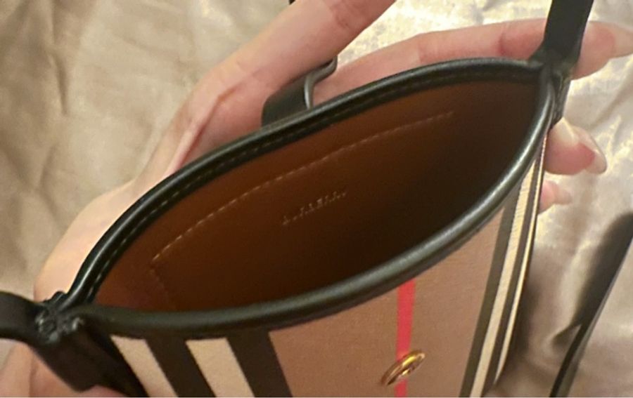Burberry 🤎🤍🖤經典格紋4卡多功能📱卡包|近新美品|-22