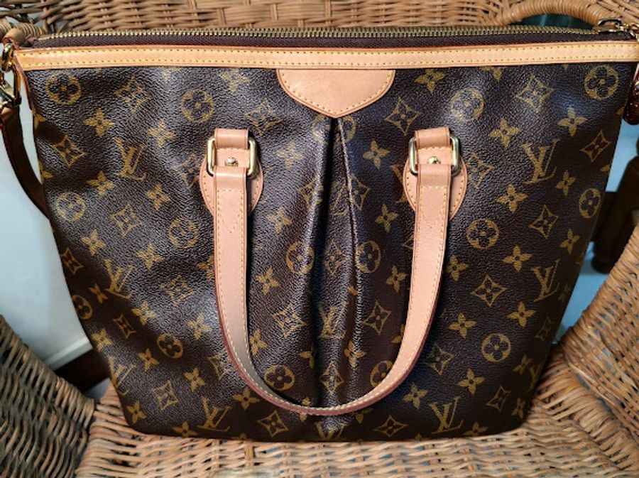 LV M40145 花紋手提抓皺斜背包-1