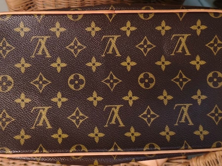 LV M40145 花紋手提抓皺斜背包-6