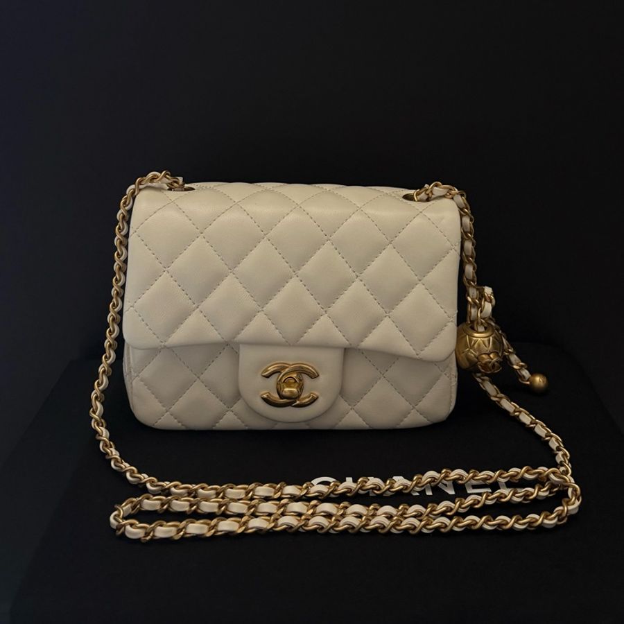 香奈兒CHANEL Mini Rectangle Pearl Crush 白色金球方胖 2026年 芯片-0